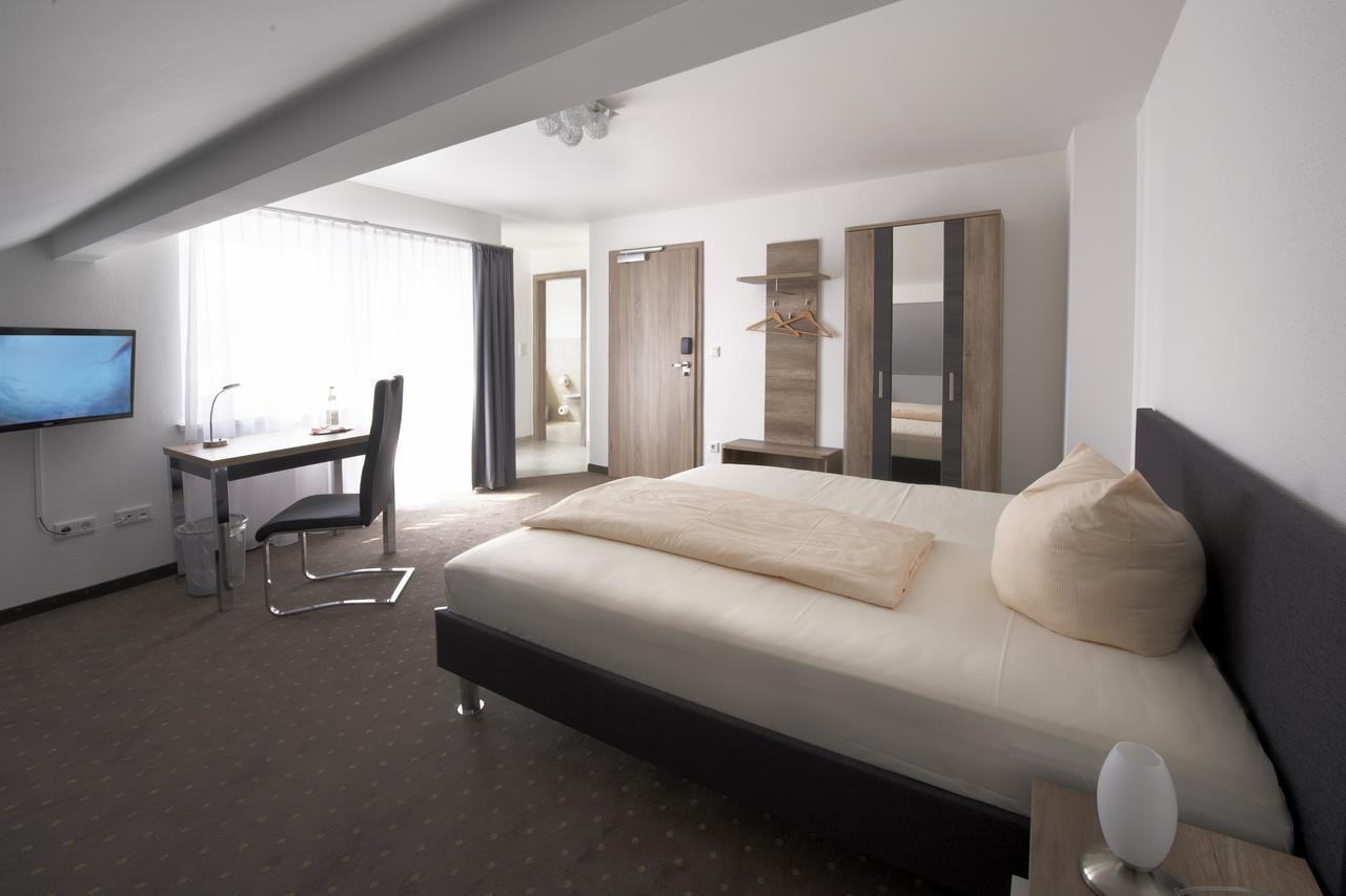 Hotel New In Gaimersheim Eksteriør billede