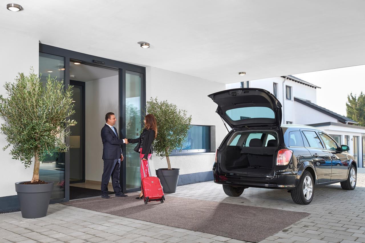 Hotel New In Gaimersheim Eksteriør billede